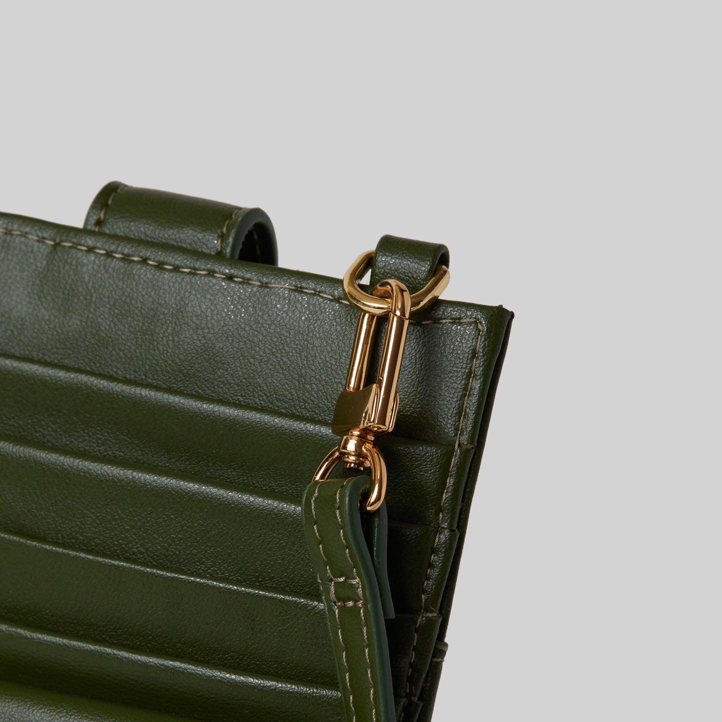 Wadi Green Crossbody Phone wallet