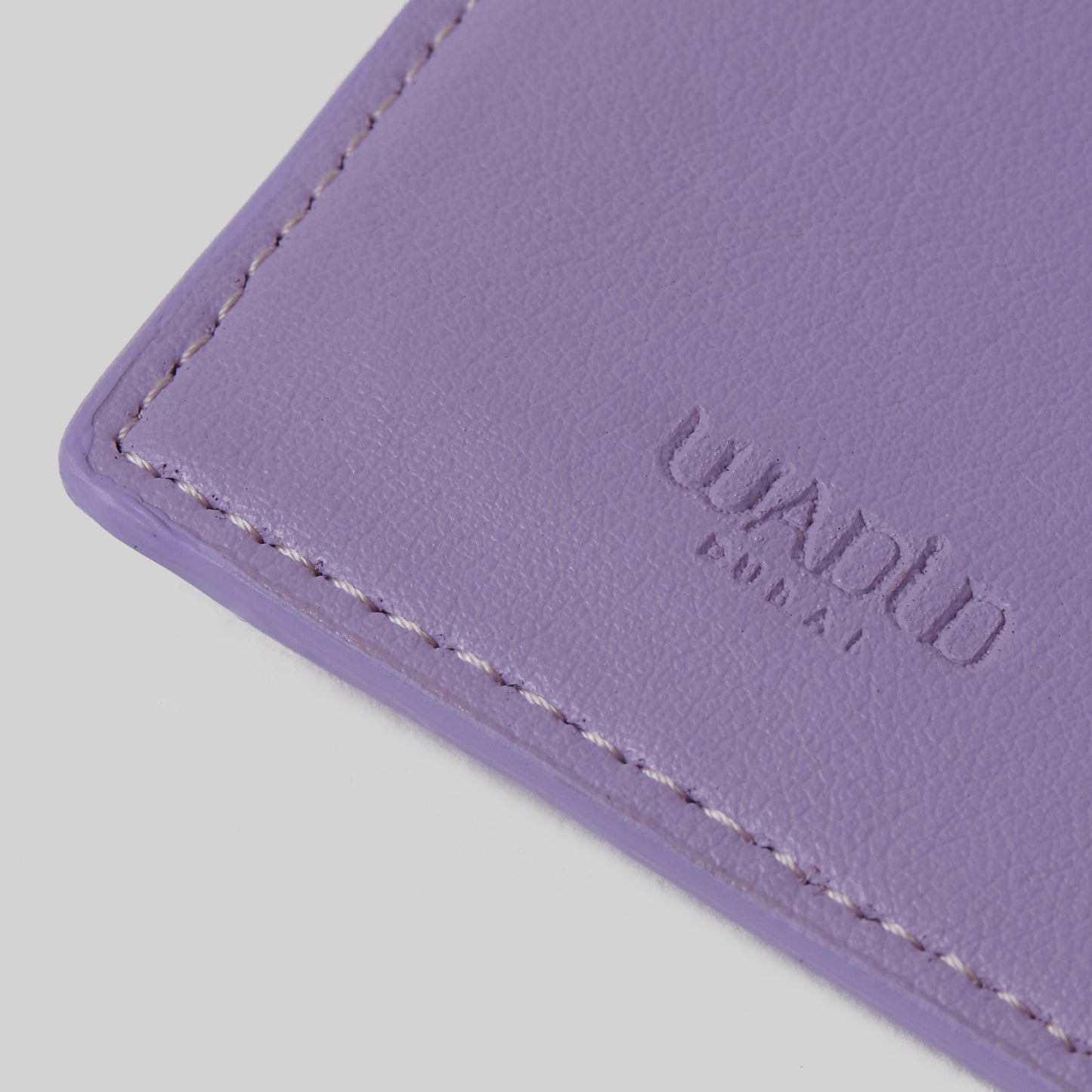Bifold Lilac mini cardholder